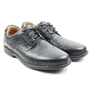 Clarks Unstructured black lace up derbys wide